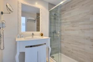 cala millor garden adults only