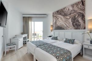 cala millor garden adults only