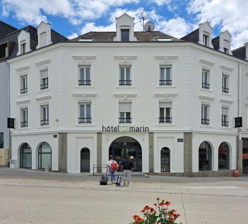 hotel et apparts marin