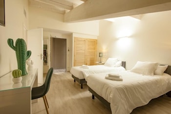 hotel restaurant des maures