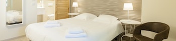 hotel restaurant des maures