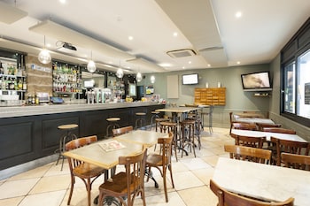 hotel restaurant des maures