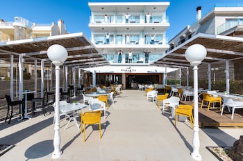 hotel cabot romantic adults only