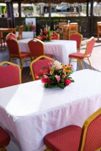 ramada suites by wyndham wailoaloa beach fiji