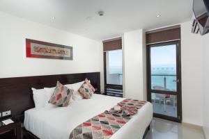 ramada suites by wyndham wailoaloa beach fiji