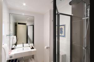 ramada suites by wyndham wailoaloa beach fiji