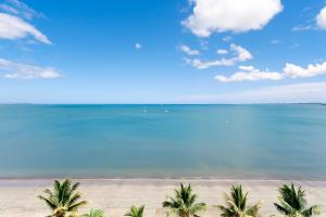 ramada suites by wyndham wailoaloa beach fiji