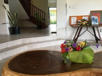 Bluewater Lodge - Hostel,Denarau Island>>Coral Coast,3 star