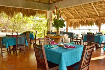 paraiso escondido hotel villas and resort