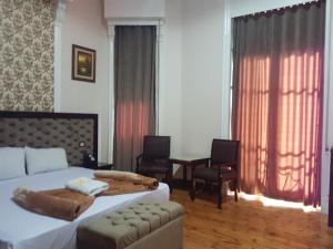 paradise boutique hotel