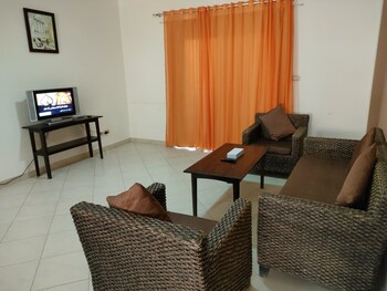 alhayat ain el sokhna