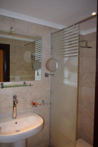 omar el khayam al minya hotel