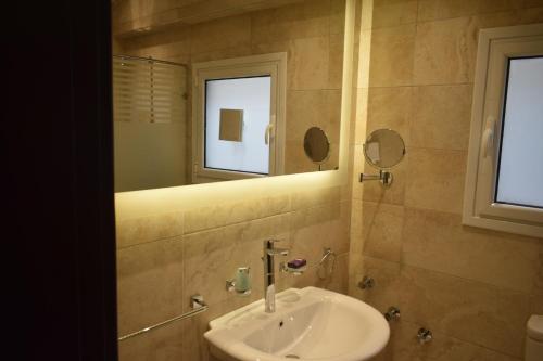 omar el khayam al minya hotel