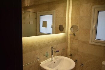 omar el khayam al minya hotel