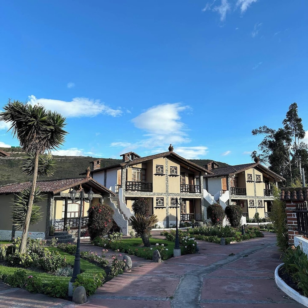 hosteria and spa surillal