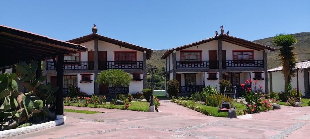 hosteria and spa surillal