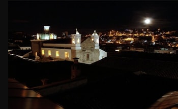 casa hotel las plazas