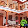 casa hotel las plazas
