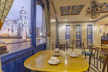 hotel azul de la plaza