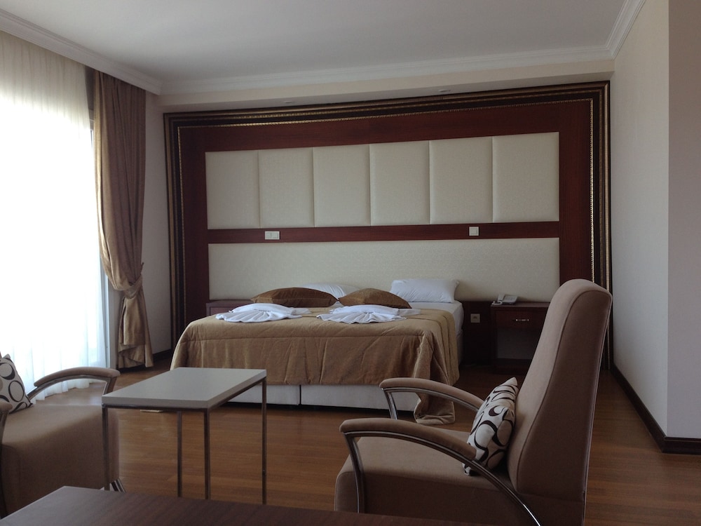 the best life hotel gumbet hill