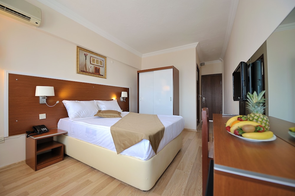the best life hotel gumbet hill