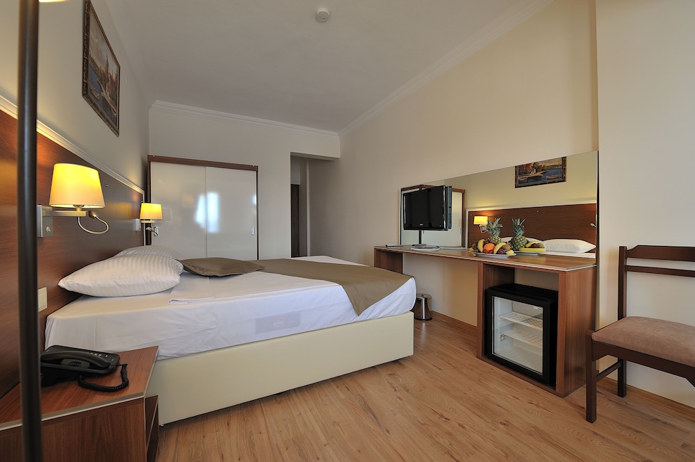 the best life hotel gumbet hill