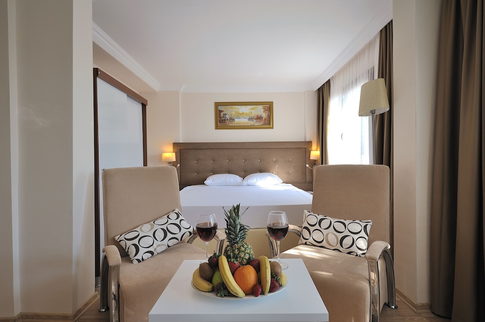 the best life hotel gumbet hill