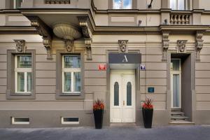 avenue legerova 19