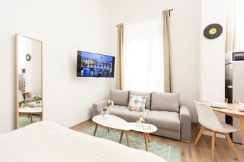 chill apartments
