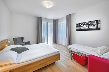 downtown suites belohorska