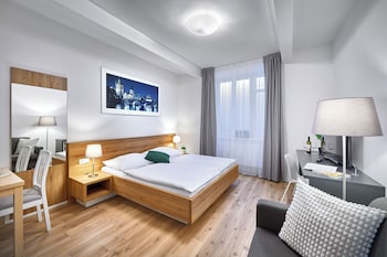 downtown suites belohorska