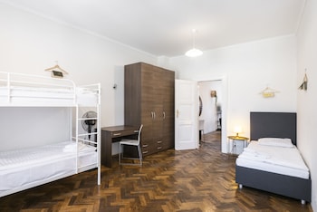 hybernska apartments