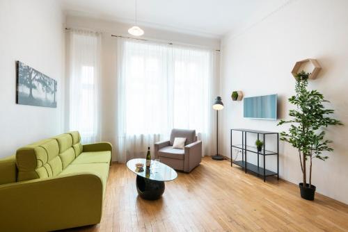 hybernska apartments