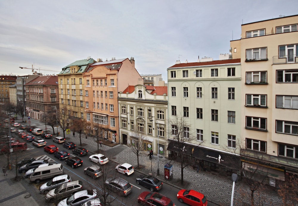 elizabeth suites