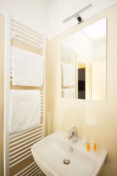 elizabeth suites