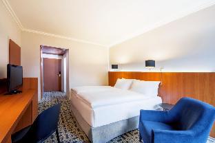 Nh Prague City,Kingdom Of Railways>>Prague,5 star