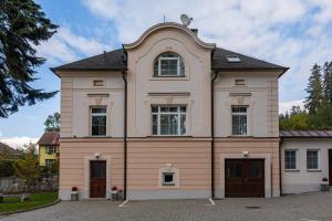 wellness and spa hotel villa regenhart