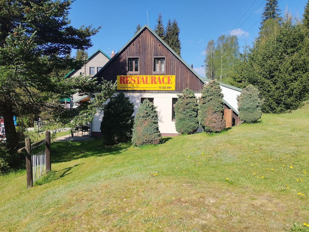 hotel maredis