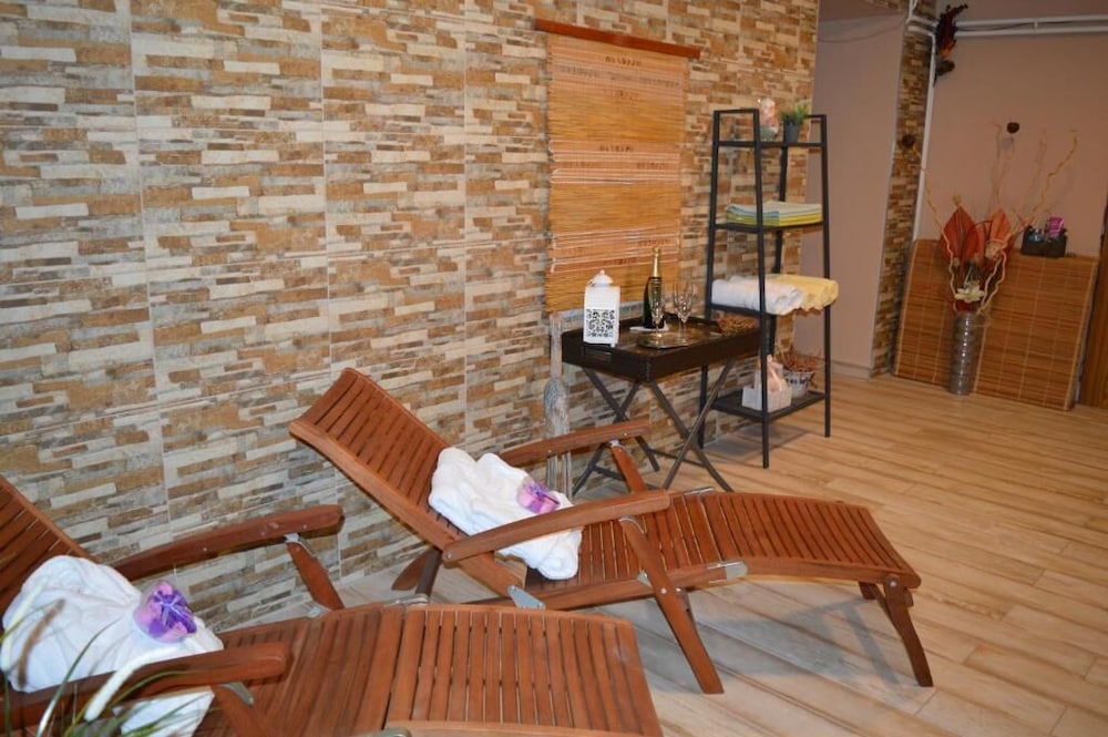 hotel maredis