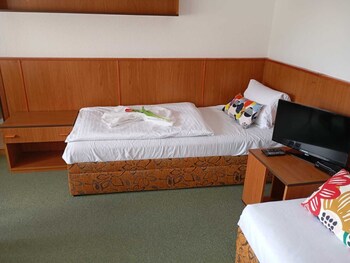hotel maredis