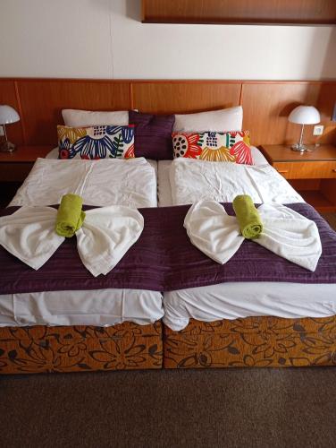 hotel maredis