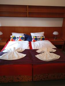 hotel maredis