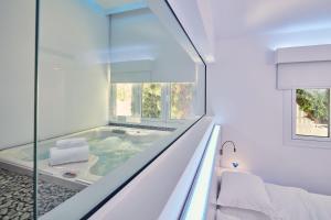 so white club resort