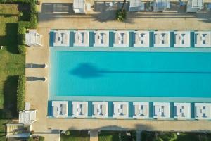 so white club resort