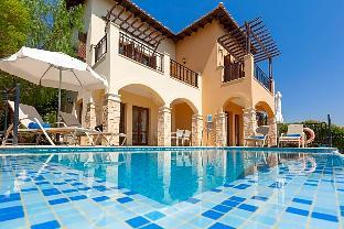 aphrodite hills resort