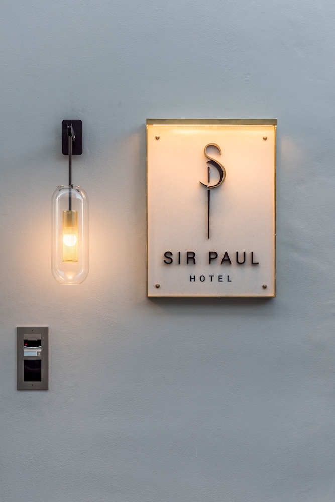 s paul hotel