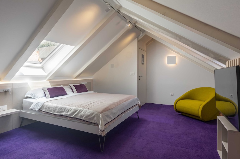 apartments and rooms lejletul