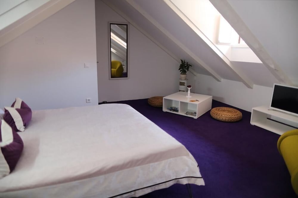 apartments and rooms lejletul