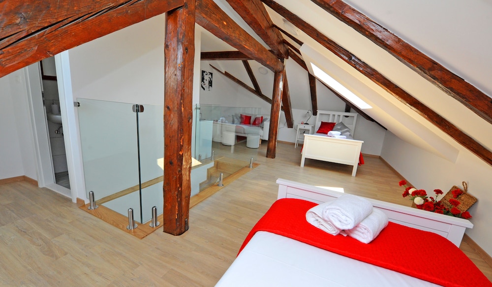 nirvana luxury rooms