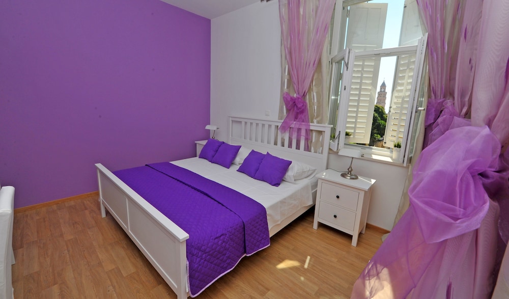 nirvana luxury rooms